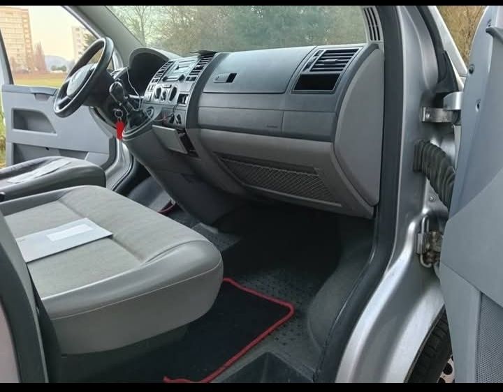 Autos: vw bus T5 – D'occasion à Bern par ahm_88xy 3