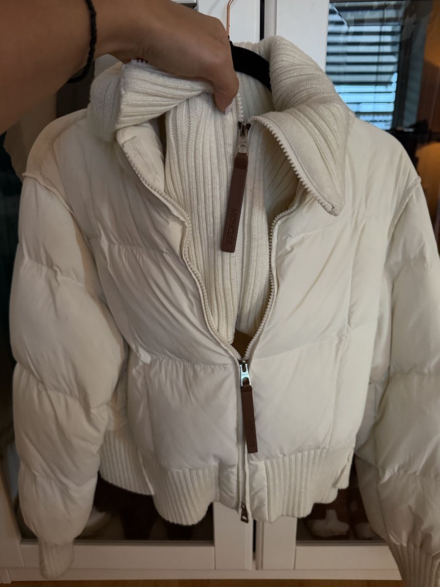 Moncler Vestes: Moncler Jacket  – D'occasion à Lausanne par LadyGSx 2