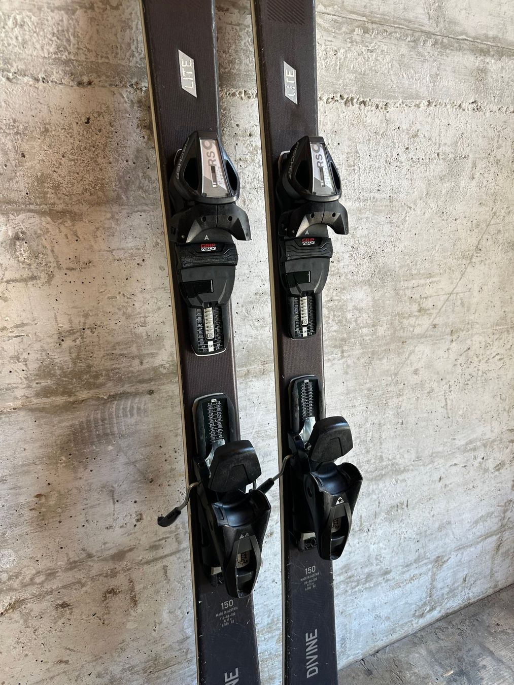Fischer Skis: Fischer Divine Ski 150CM – Gebraucht aus Emmenbrücke von karkarkar 2