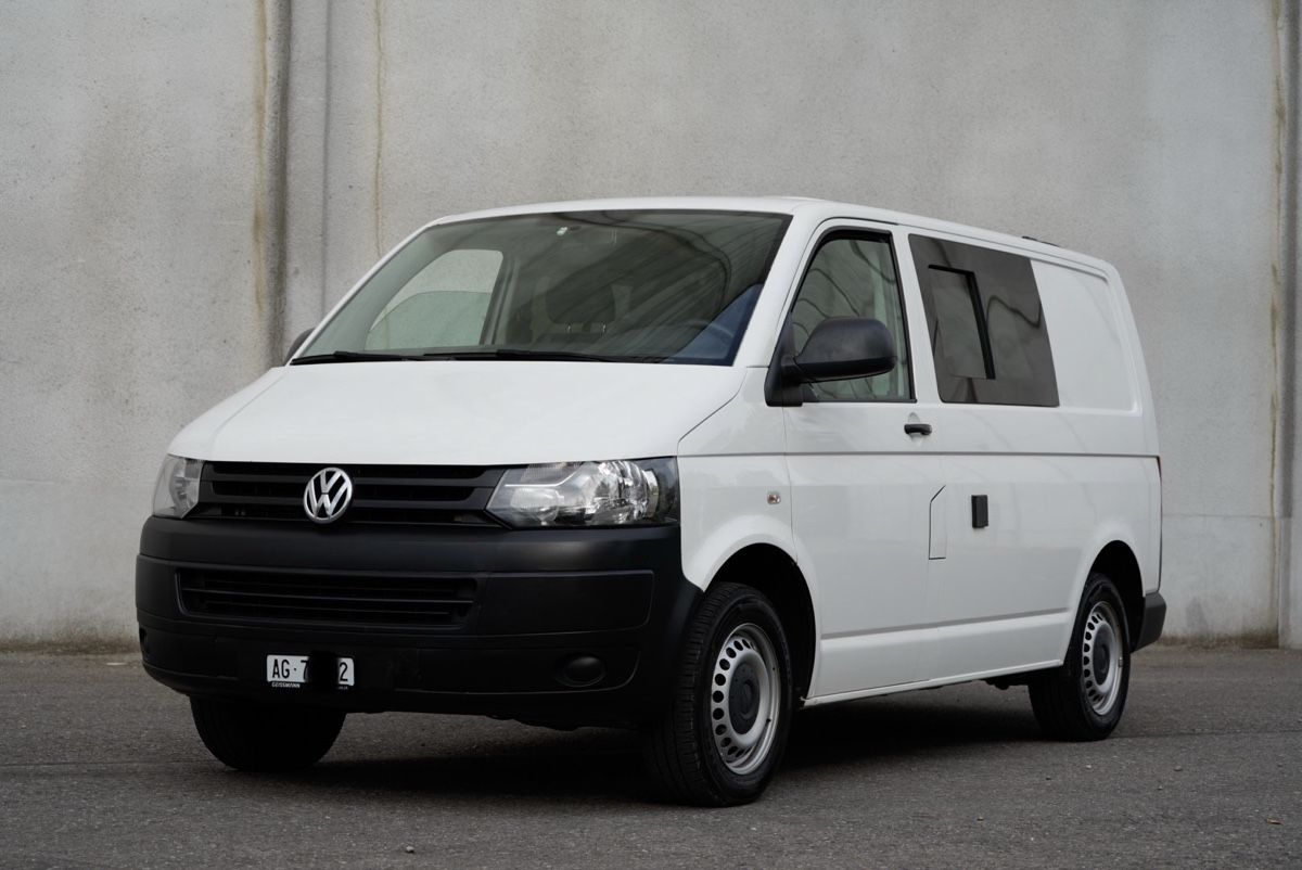 VW Véhicules utilitaires: Vw T5 Camper 2l TDI – D'occasion à Dottikon par nat_yhs9 1