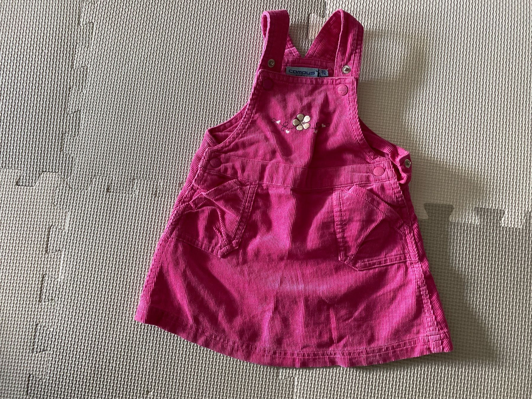 Vestiti & Gonne: Baby-Latzröckchen – Usato da Zürich venduto da Petrui