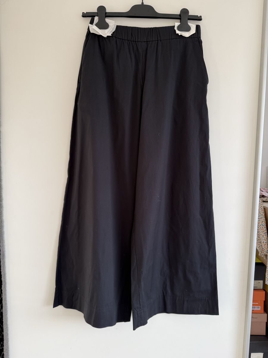 Max Mara Pantaloni: Original Max Mara Weite Cropped-Hose, IT38/S – Nuovo (secondo la descrizione) da Uetikon am See venduto da enzendan 1