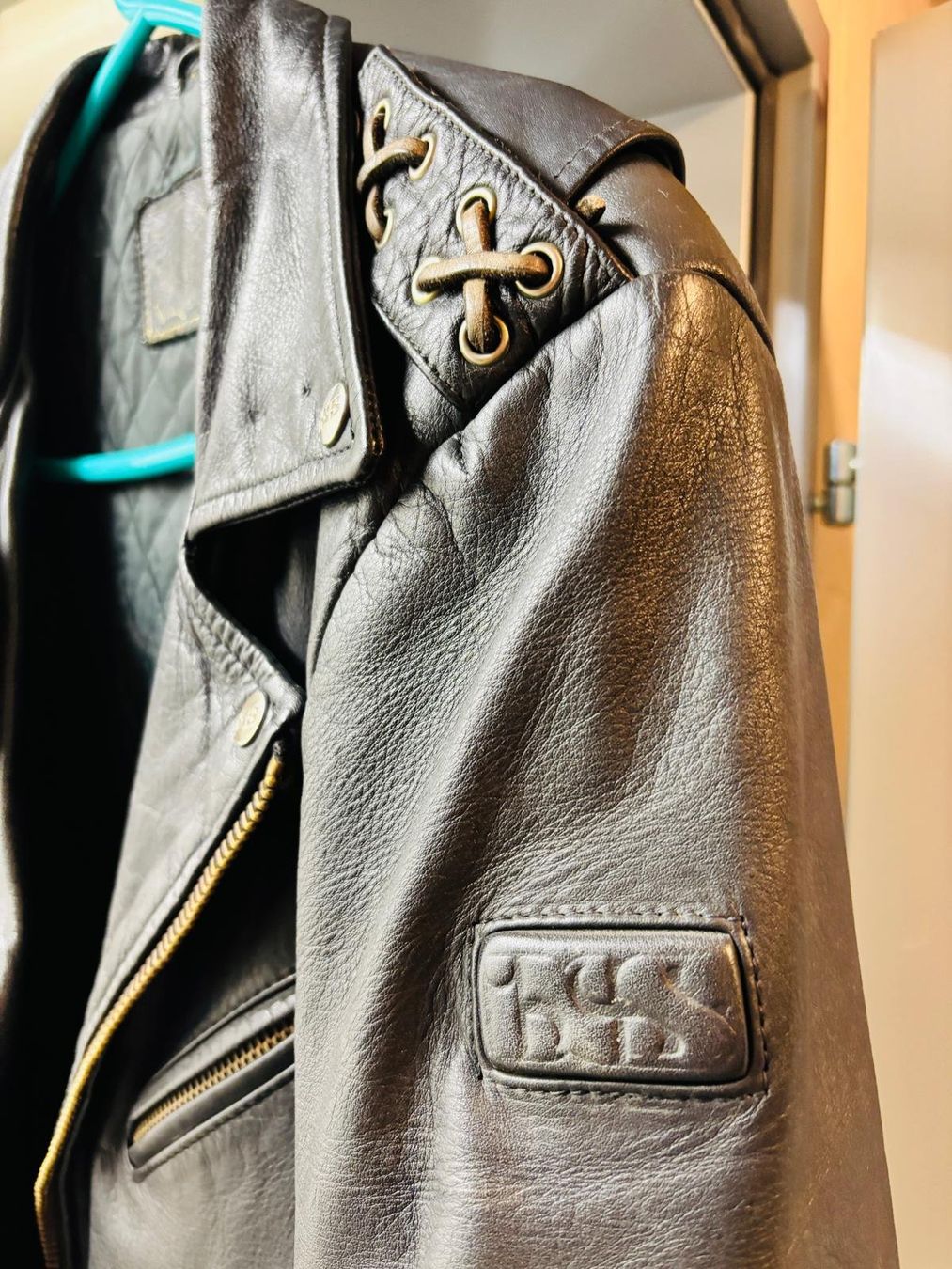 IXS Giacche: Motorrad Lederjacke – Usato da Dietlikon venduto da sam_y9h8 3