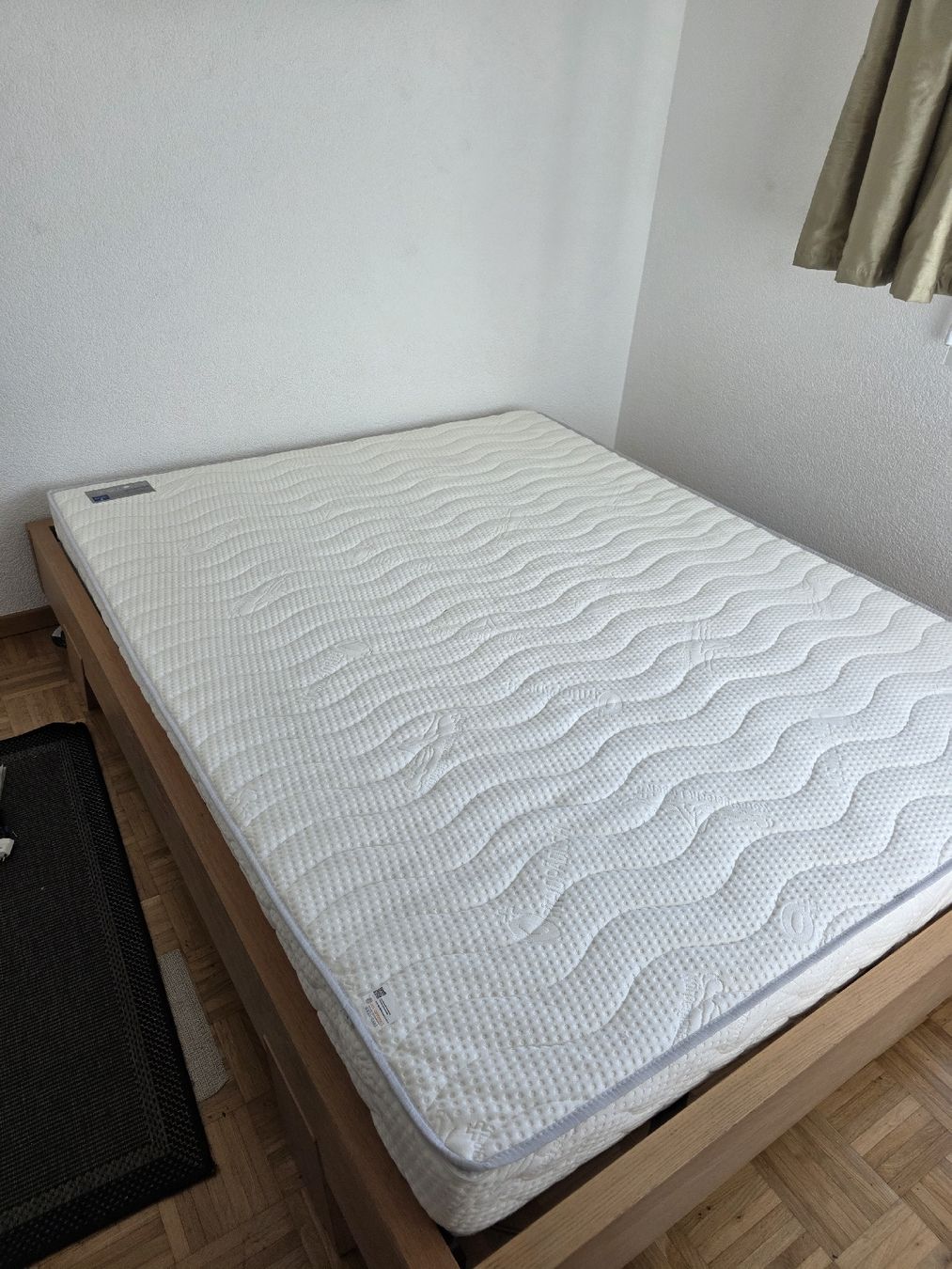 Letti: 160cm X 200cm Bed for sale – Usato da Sierre venduto da abe_fl68 2