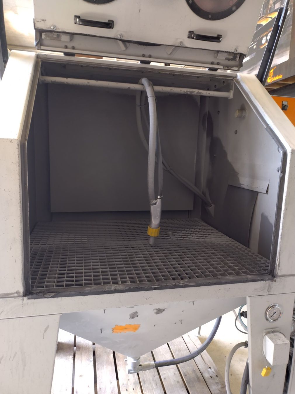 Alle Maschinen: Sandstrahlanlage – Gebraucht aus Gretzenbach von Cobra71 1