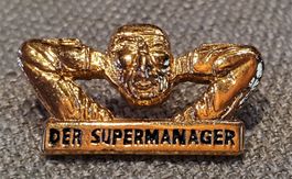 A230 - Pin Gold Mensch Der Supermanager