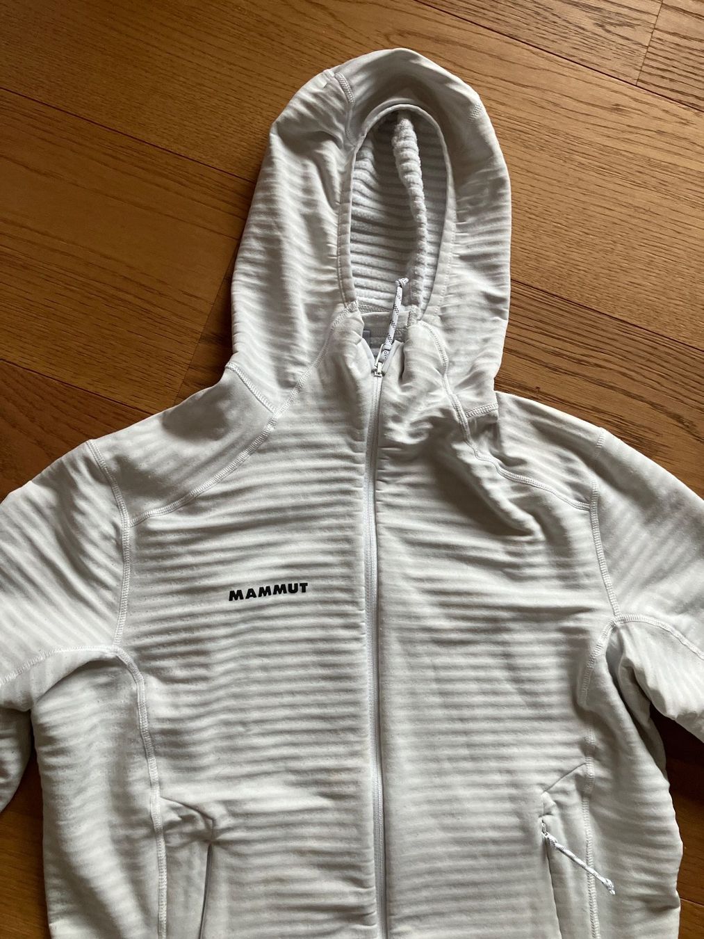 Mammut Giacche: Mammut Damen Jacke Grösse S – Usato da Unterägeri venduto da Bettsofa123 1