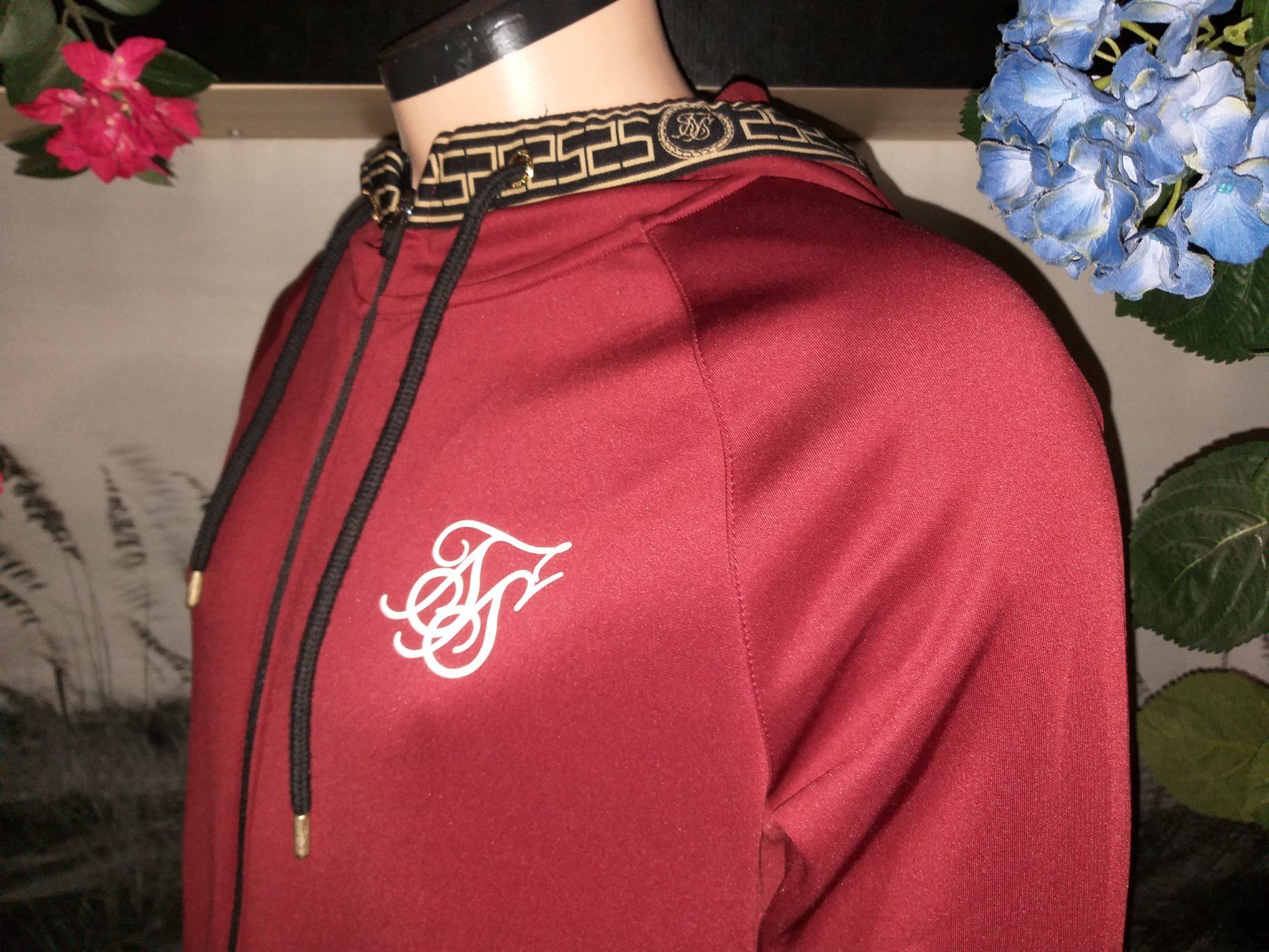 Siksilk Pullover & Sweatshirts: Hoodie SIKSILK       Taille/Grosse L – Gebraucht aus Cossonay-ville von Super-Price-Quality 3