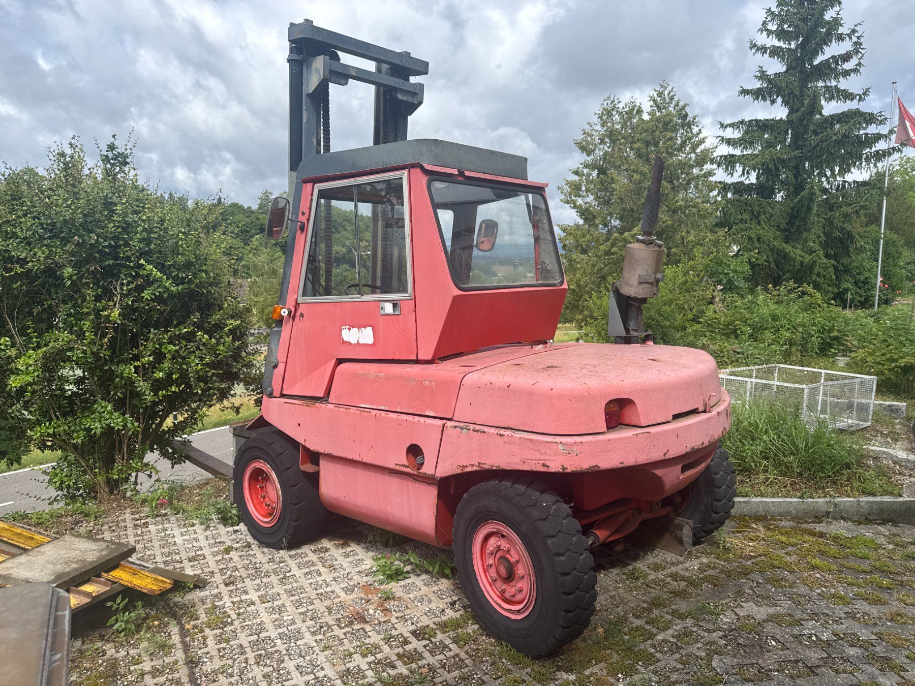 Linde Carrelli elevatori e a forche: Linde Stapler H60D (6Tonnen) – Usato da Tegerfelden venduto da MuehlebachFormenAG