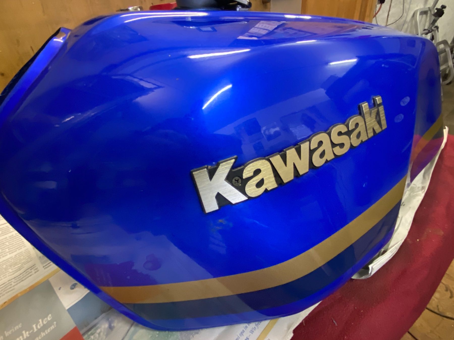 Kawasaki Accessori per altri veicoli: Tank Kawasaki Z 1000 – Usato da Auenstein venduto da guzischmid 1