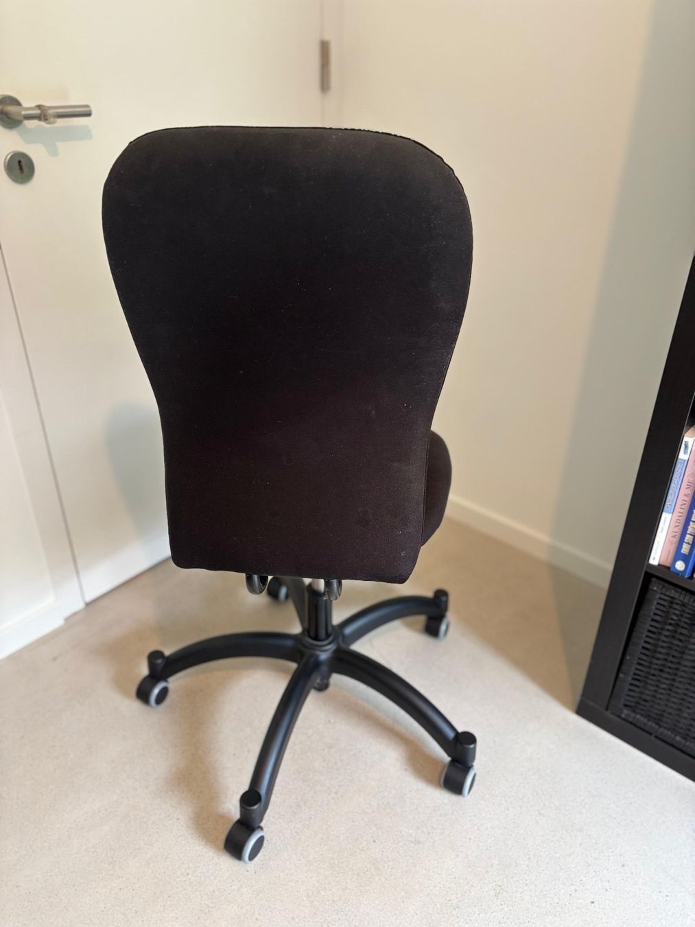 Stühle: Chaise de bureau noire – Gebraucht aus La Tour-de-Peilz von MatthieuB1 3