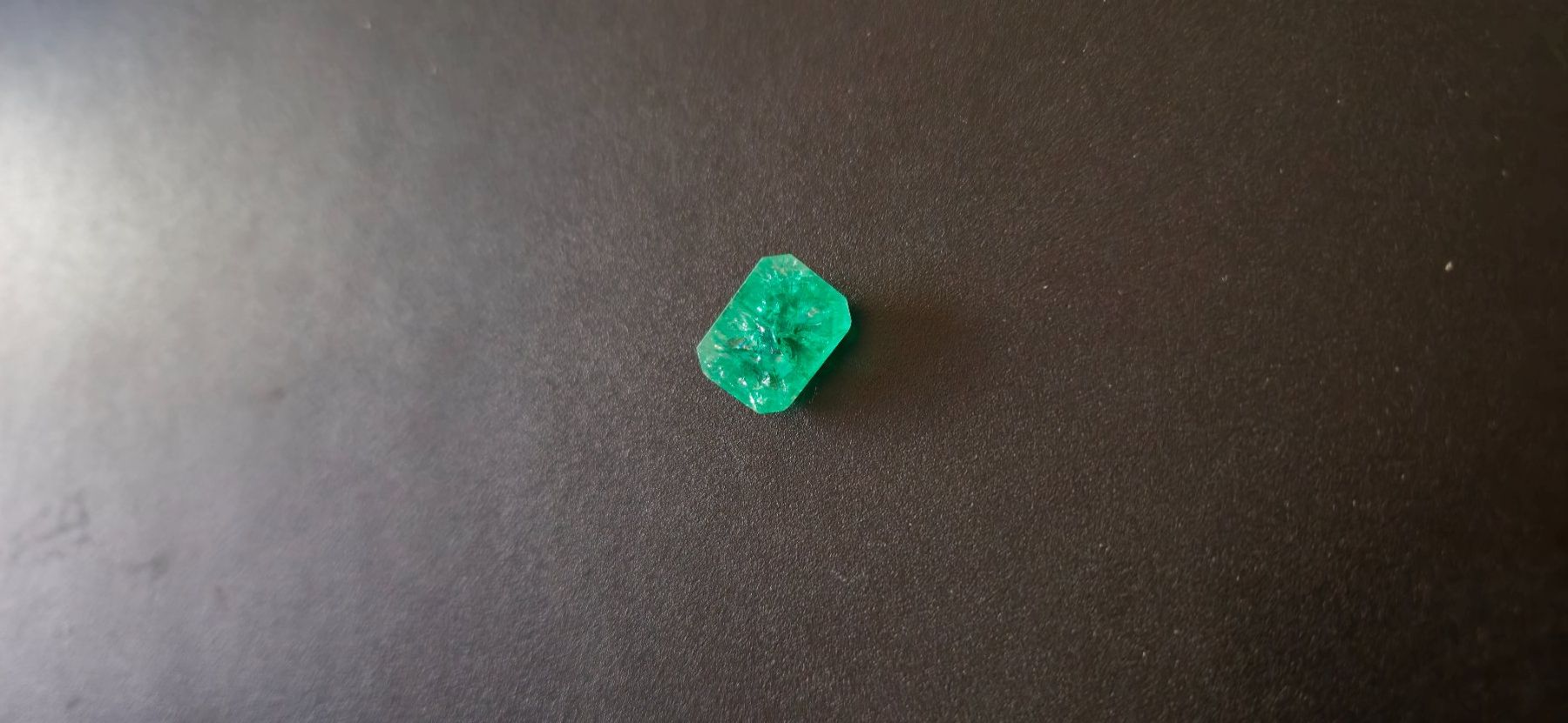 Pietre preziose: Smaragd 9.27 ct inkl. Zertifikat – Nuovo e nell'imballaggio originale da Sursee venduto da watch-hunter13 3