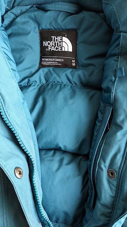 North Face Jacken: North Face Arctic Parka Gr. M – Gebraucht aus Thalwil von kat_d85f 2
