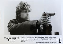 Film, Brad Pitt, The Devil‘s Own, Gun, Orig. Filmfoto