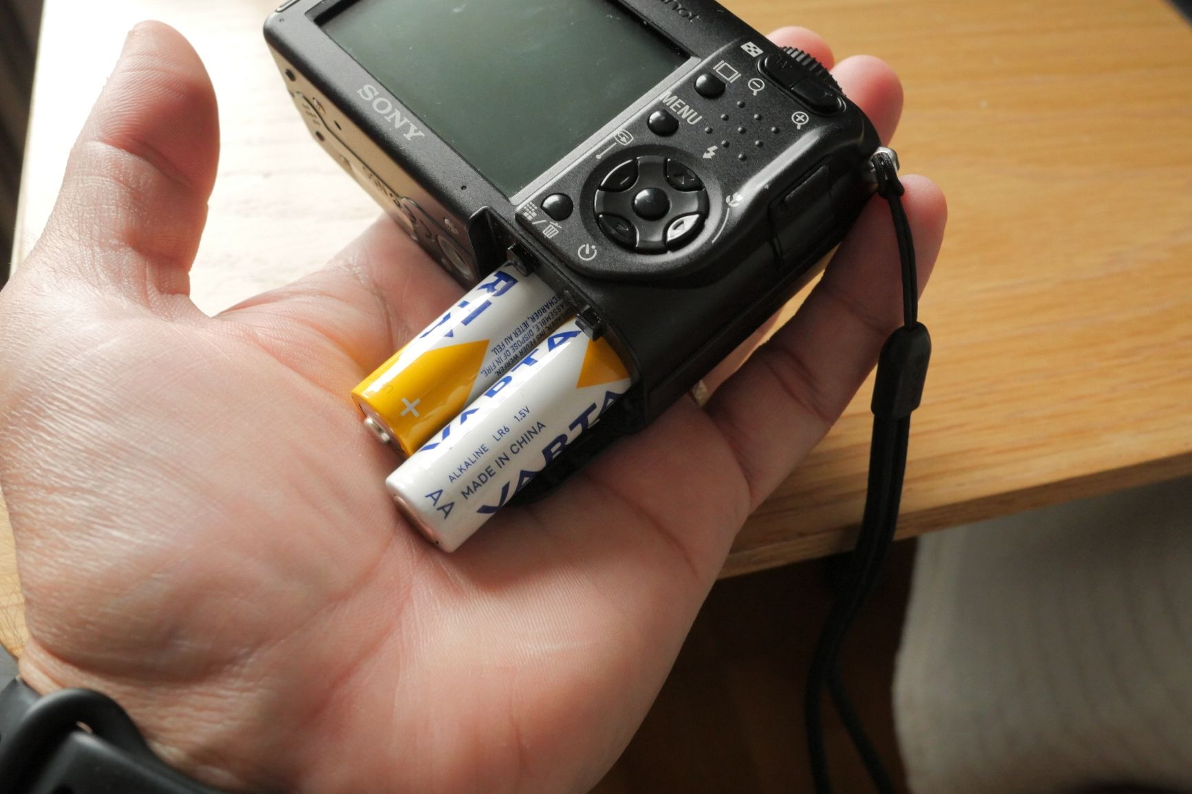 Sony Fotocamera: Sony Cyber-shot DSC-W12  – Usato da Neuchâtel venduto da Carlosfmunoz 5