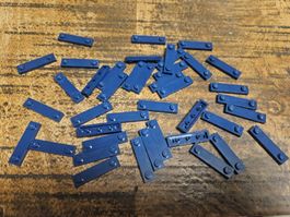 lego 92593 lot de 40 pièces Dark Blue Plate, Modified 1 x 4