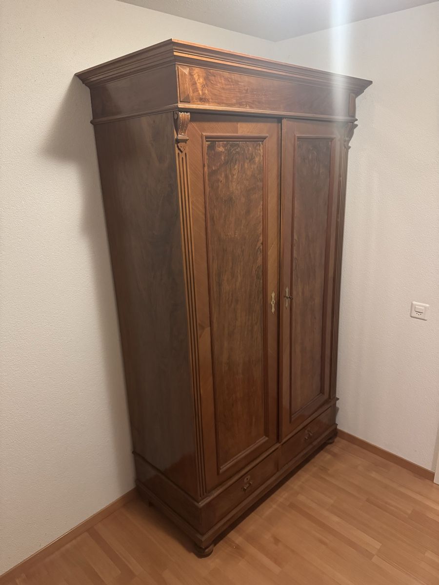 Armadi: Antiker Schrank  – Usato da Langnau am Albis venduto da pla_2vk5