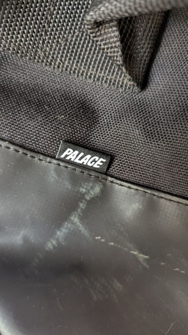 Palace Borse: Palace Duffle Bag – Usato da Therwil venduto da Fabian_D 3