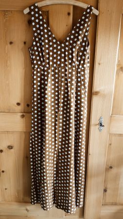 Mango Kleid, Grösse XS, Braun mit Tupfen - Top Zustand!