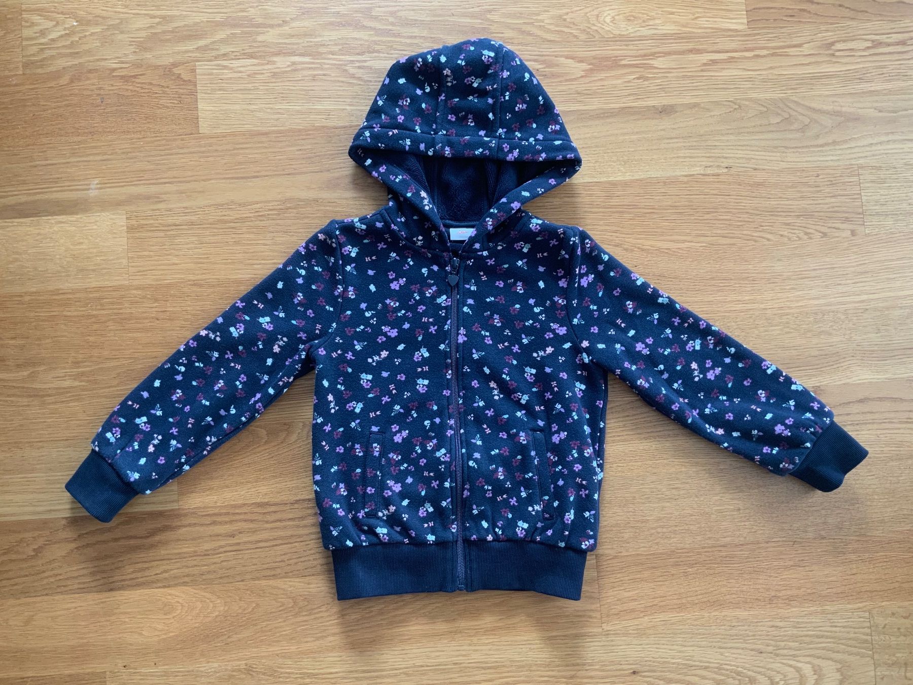 S.Oliver Giacche & Cappotti: S.Oliver Sweatjacke Gr. 128/134 – Usato da Niederstetten venduto da Elmar77