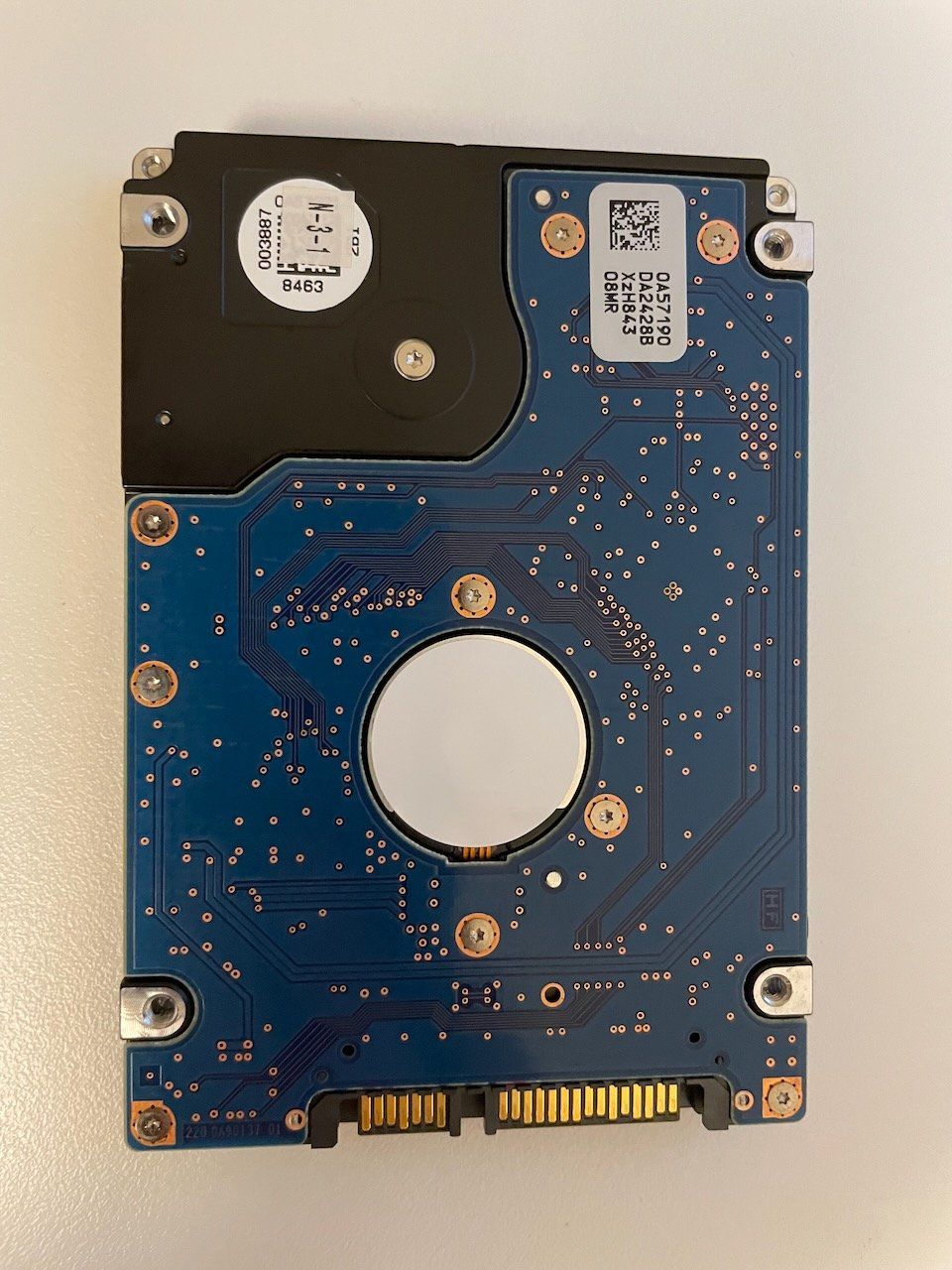 Hitachi Dischi rigidi: 320GB 2.5" SATA HDD Hitachi – Usato da Perly venduto da dom_mrf5 1