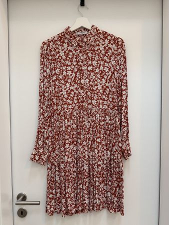 Kleid von PIECES