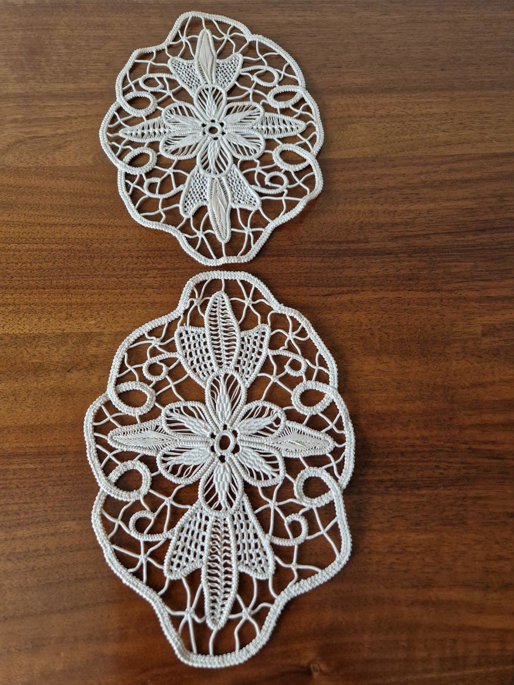 Altra biancheria da tavola: 2 Deckeli /Handarbeit – Nuovo (secondo la descrizione) da Bern venduto da Antikbatik 5
