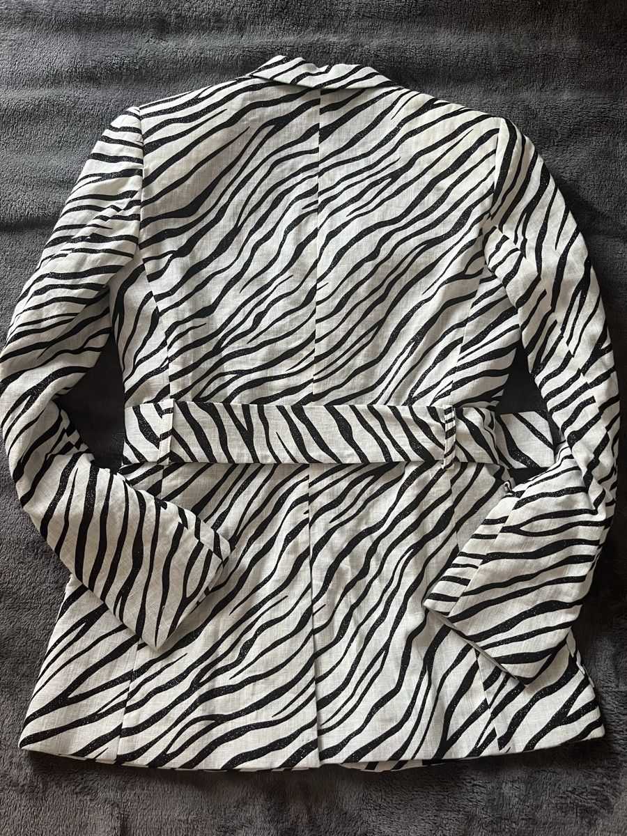 Kooples Vestes: The Kooples new linen Blazer Zebra Pattern Belted Size 36 – Neuf (Voir description) à Chêne-Bougeries par Seetooyoo 8