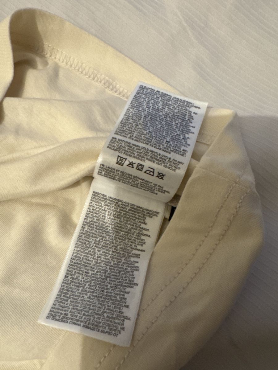 T-shirt: Napapijri – Usato da Menzingen venduto da Dali2504 2