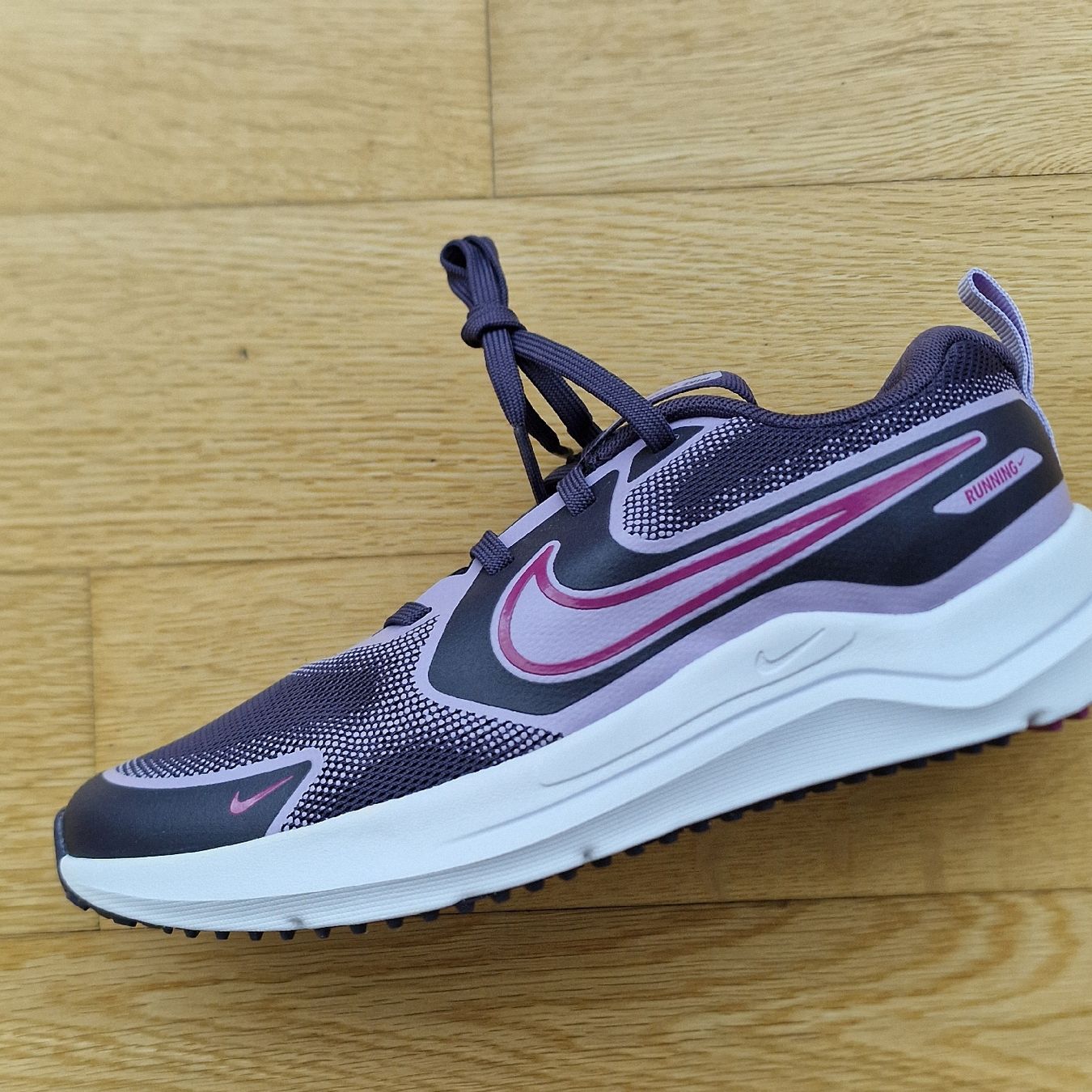 Nike Scarpe per ragazze: NIKE - Cosmic Runner, Neu Gr. 36 – Nuovo e nell'imballaggio originale da Zürich venduto da tyrese2007 7