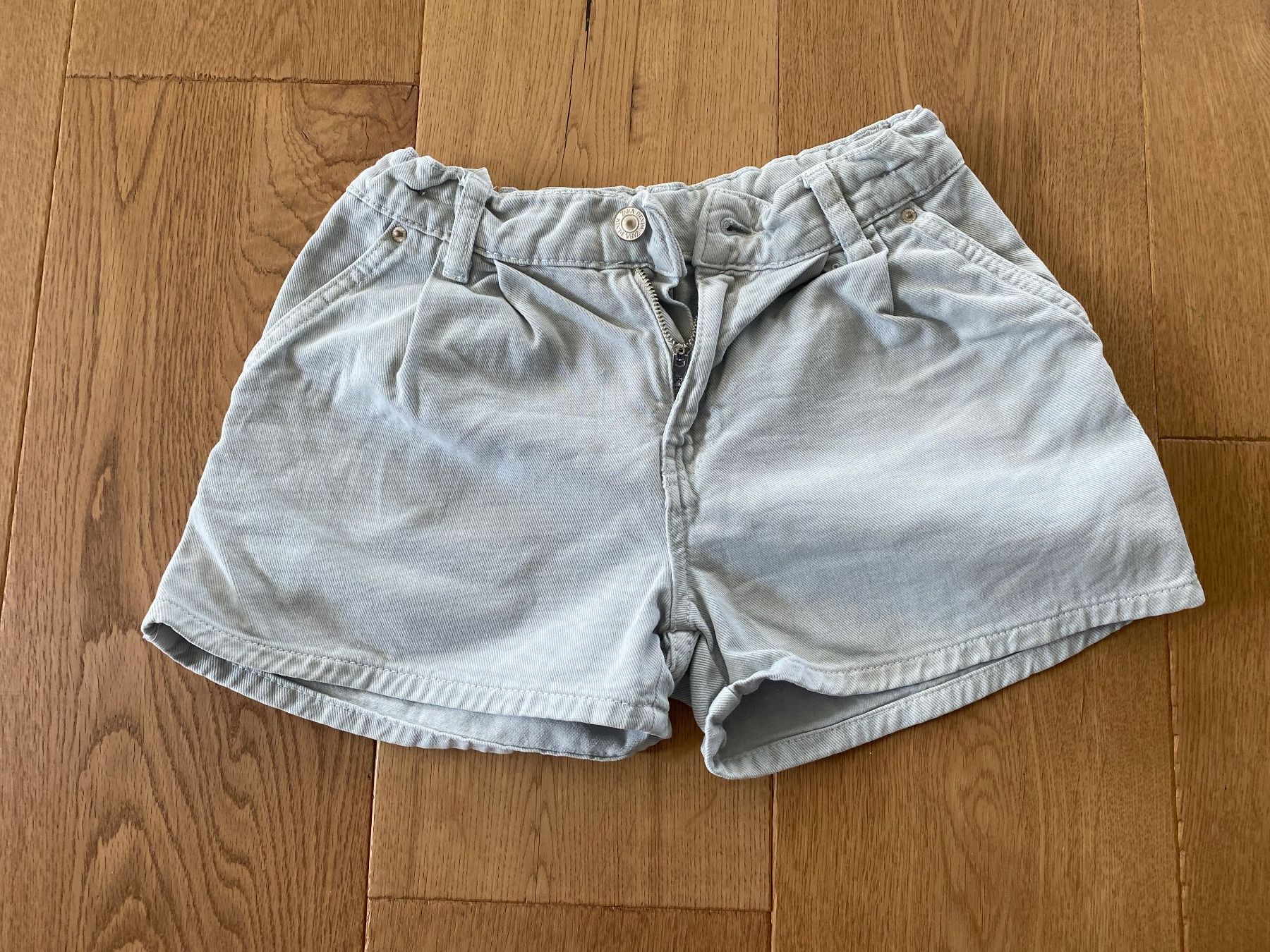 Zara Pantaloni: Jeans-Shorts, Mädchen, Zara, Gr. 134 – Usato da Oberkirch LU venduto da HubRen