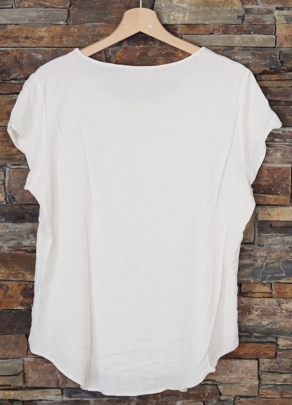 Vero Moda T-shirts: T-Shirt VERO MODA Gr. L weiss – D'occasion à Wohlen AG par Exitburn 1