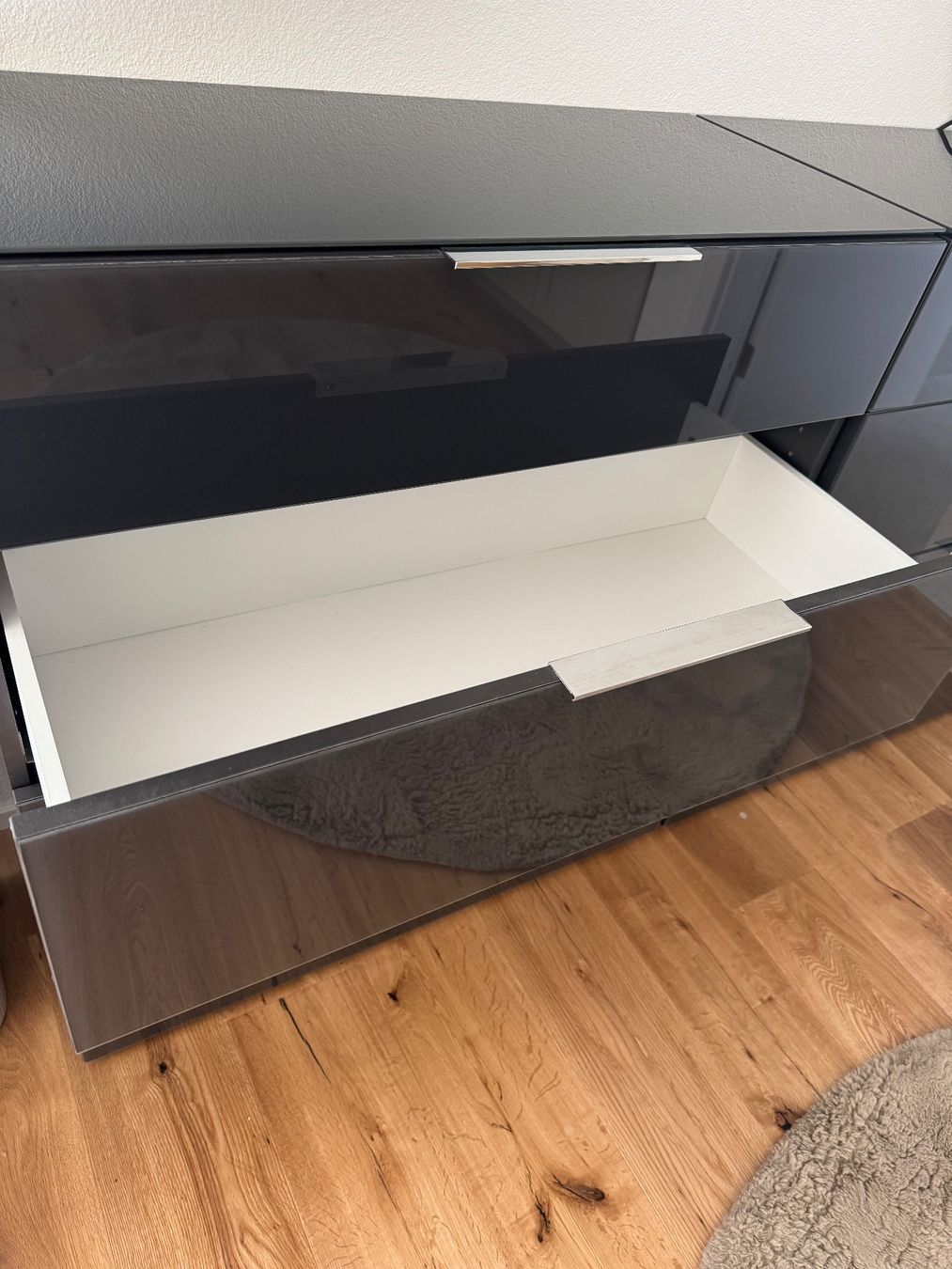 Commodes: 2 Hornbach Vitreo Kommoden – D'occasion à Emmetten par sch_872s 7