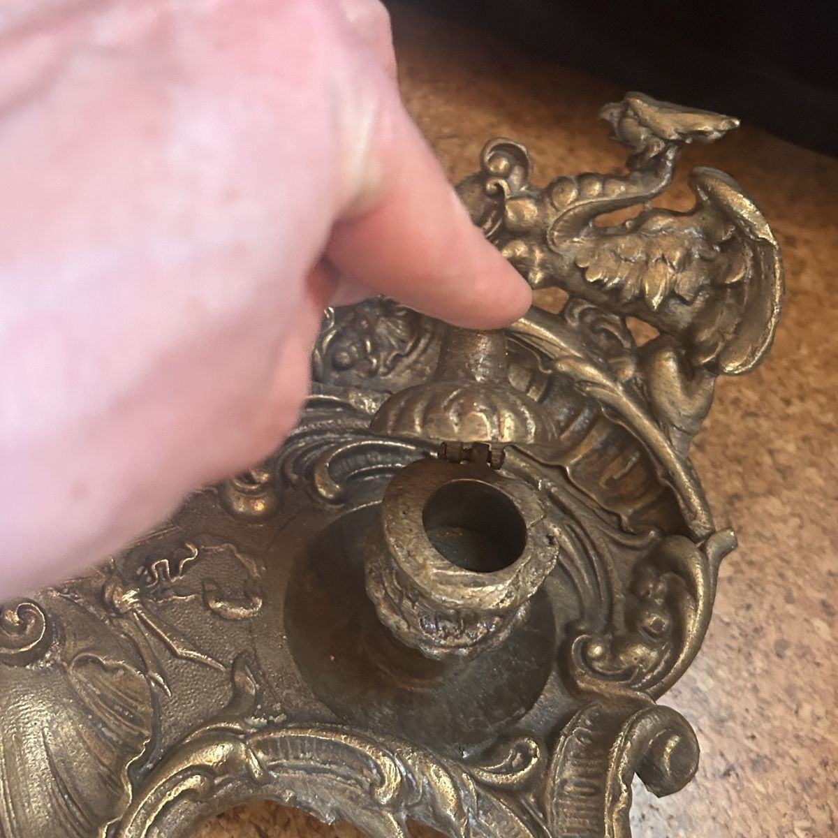Portacandele: Antiker Kerzenstände Messing Engel Drachen 49 – Usato da Laufen venduto da belleskulptur 3