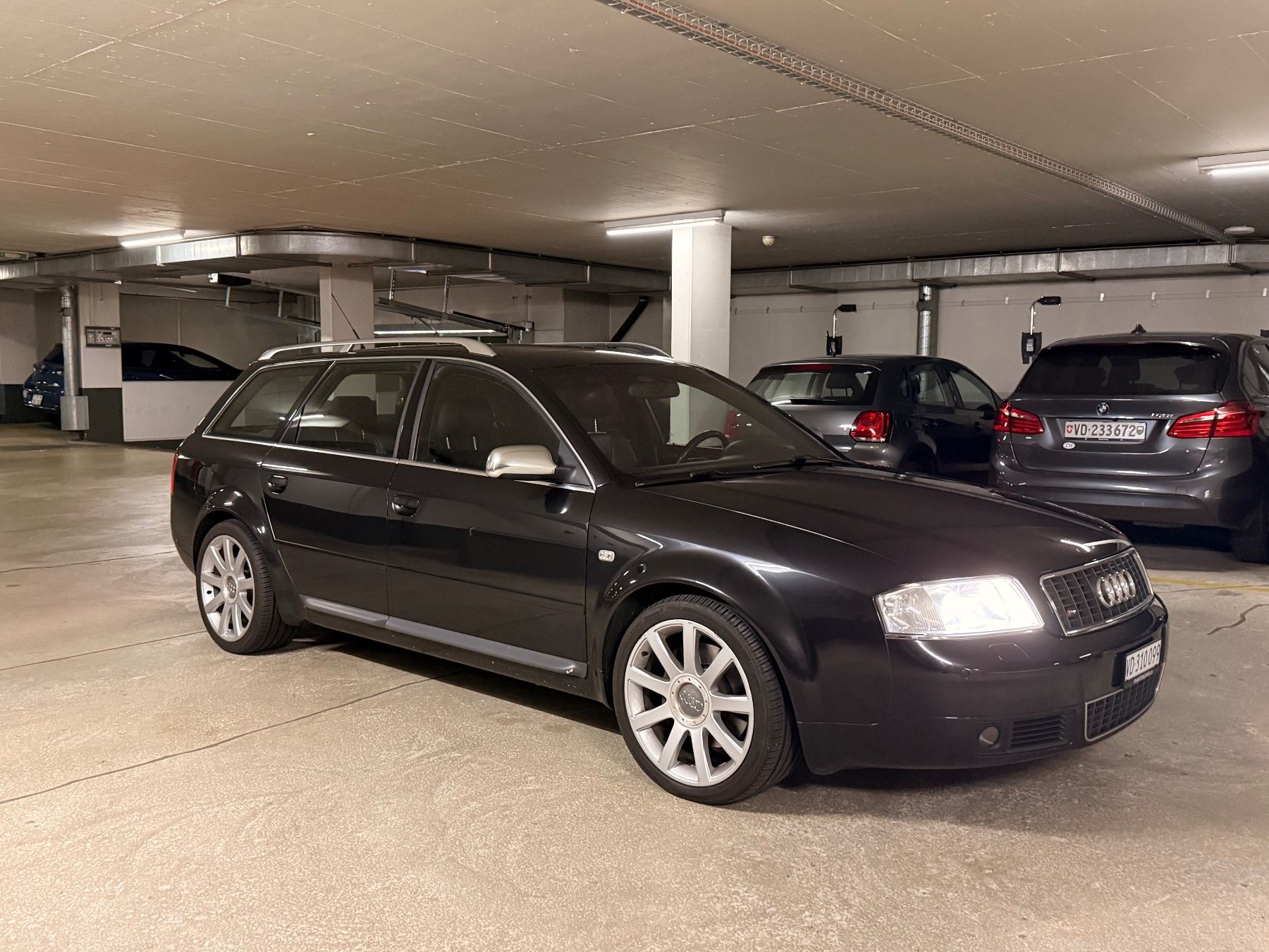 Audi Automobili: Audi S6 C5 Avant 2003 – Usato da Lausanne venduto da r_1_9lcx 2
