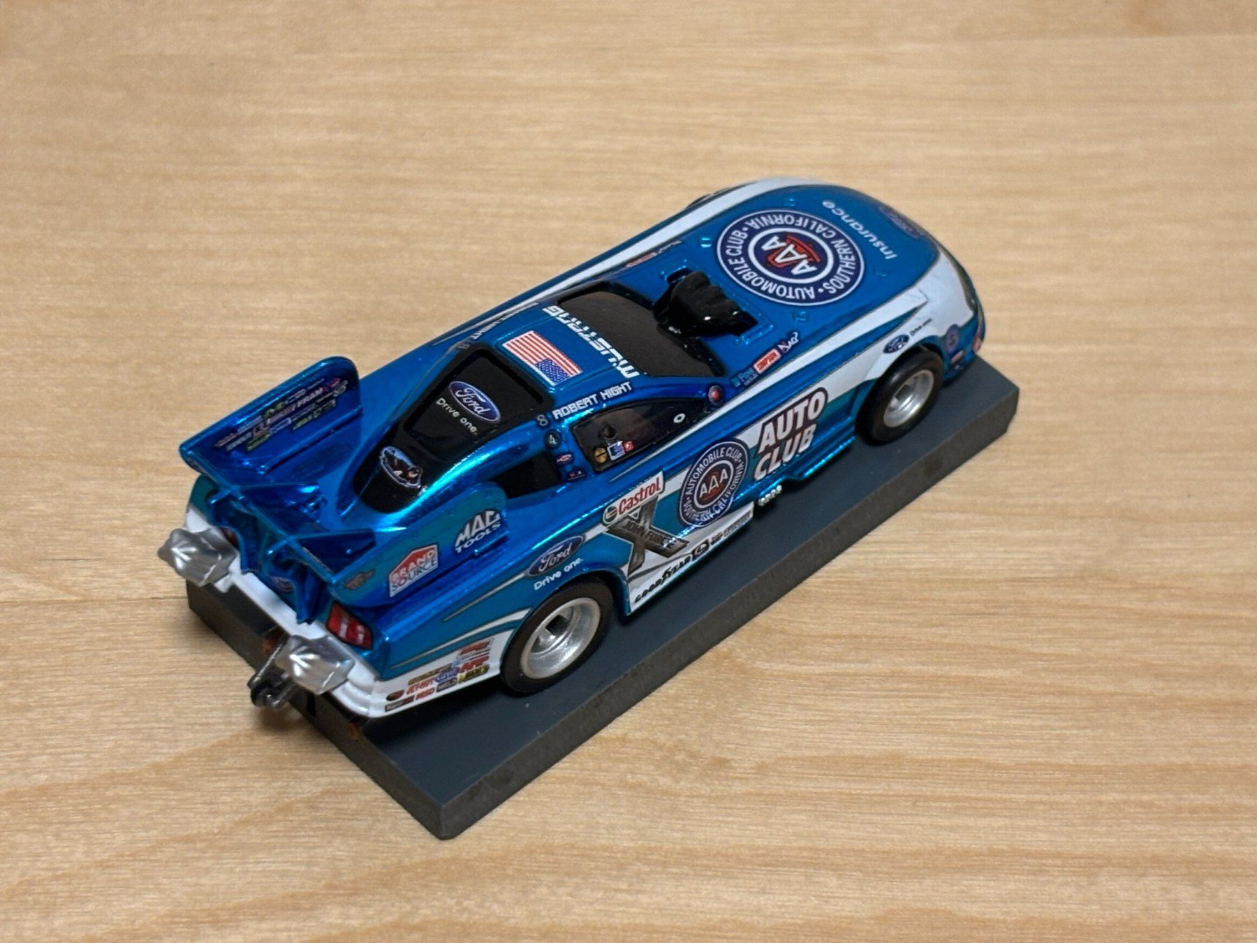 Circuits: AW 4Gear Funny Car "AAA" Robert Hight – Neuf (Voir description) à Bülach par h0slotch 4
