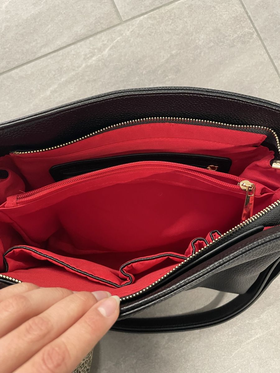 Borse da donna: Elegante schwarze Tasche – Usato da Kilchberg BL venduto da ann_kwk5 1
