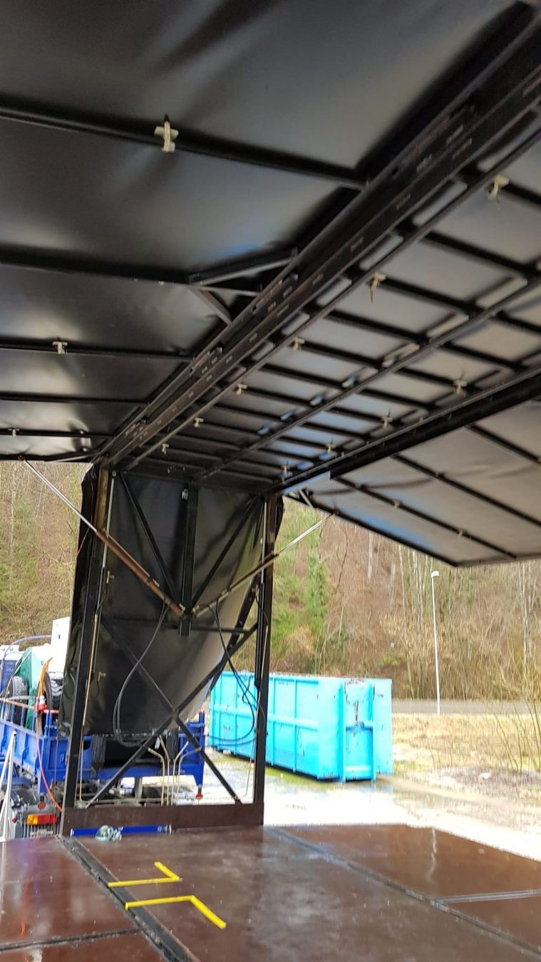 Sonstige Dekorationen & Accessoires: Mobile Bühne 9.5 x 6.5 m – Gebraucht aus Eiken von Skylight 3