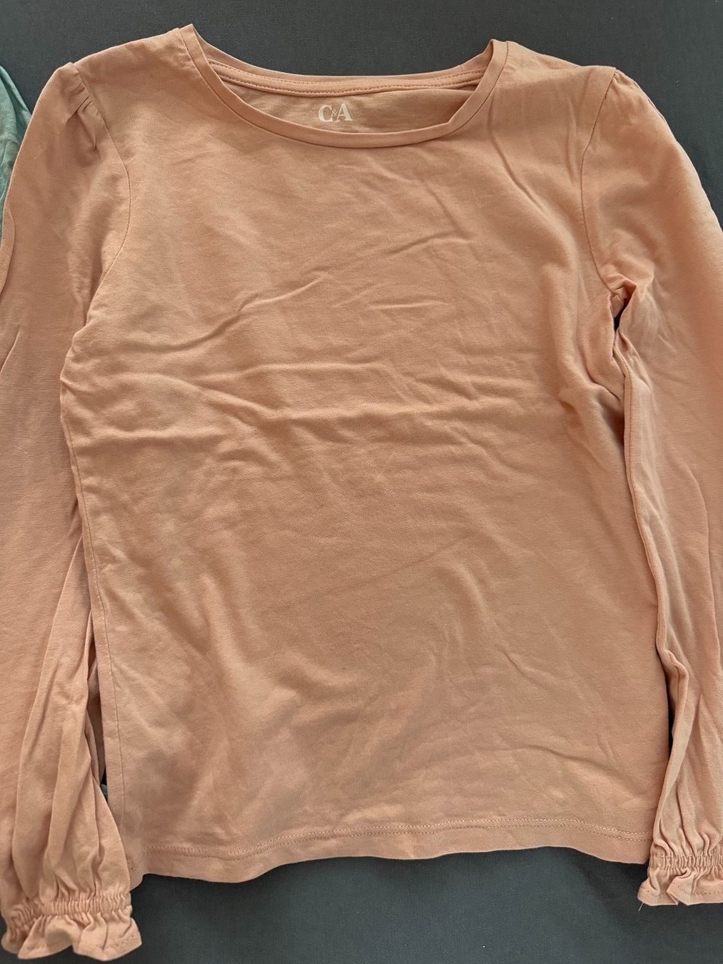 Camicette, T-shirt & Top: 3 coole T-Shirts, Gr. 128 – Usato da Horgen venduto da Feli39 3