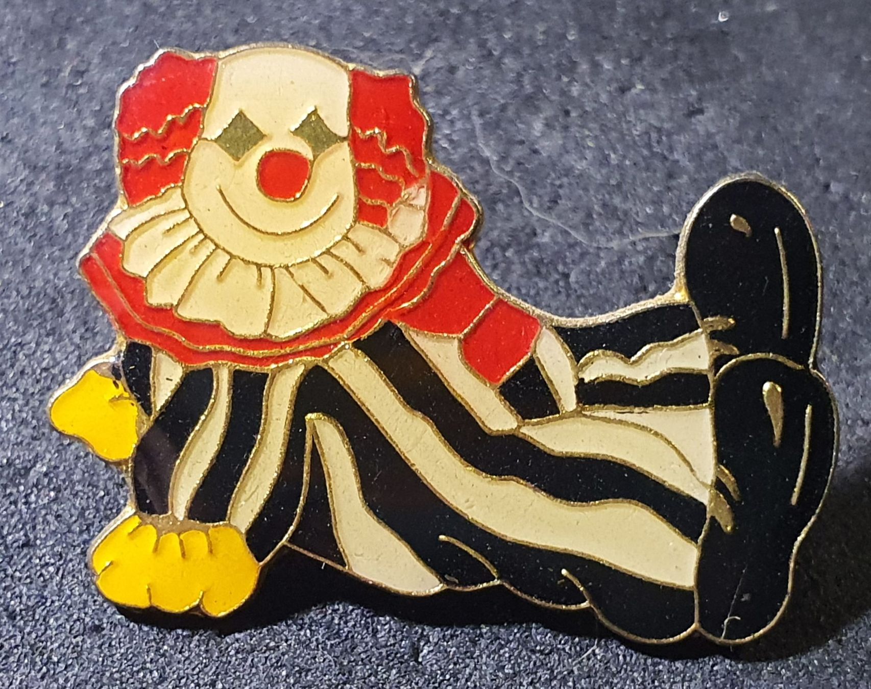 Placchette & Badge: V927 - Pin Clown – Usato da Reinach BL venduto da Boston-Verkauf