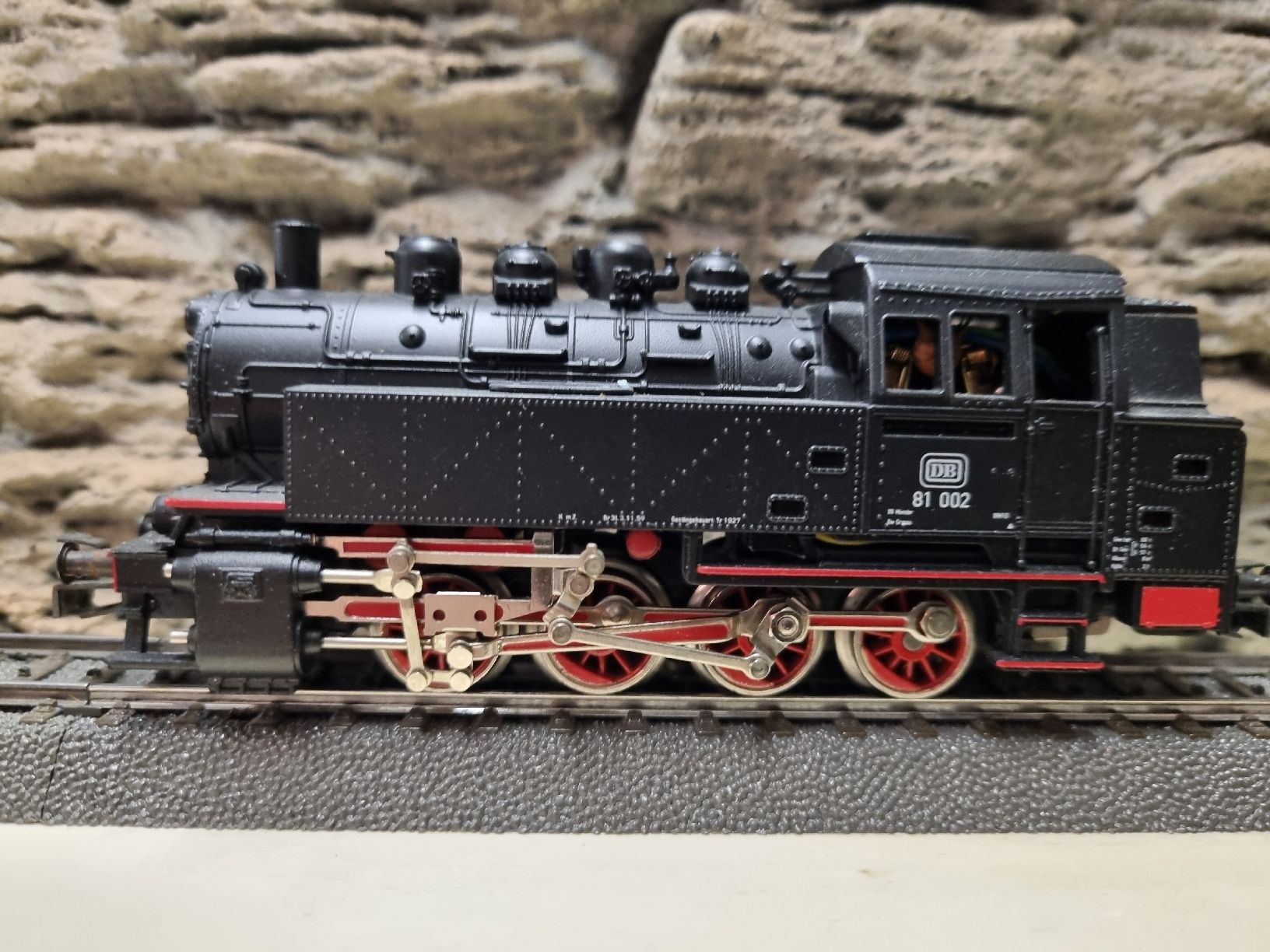 Märklin Modellini di ferrovie: Märklin Dampflok BR 81 DELTA – Usato da Schöftland venduto da mokele2 1