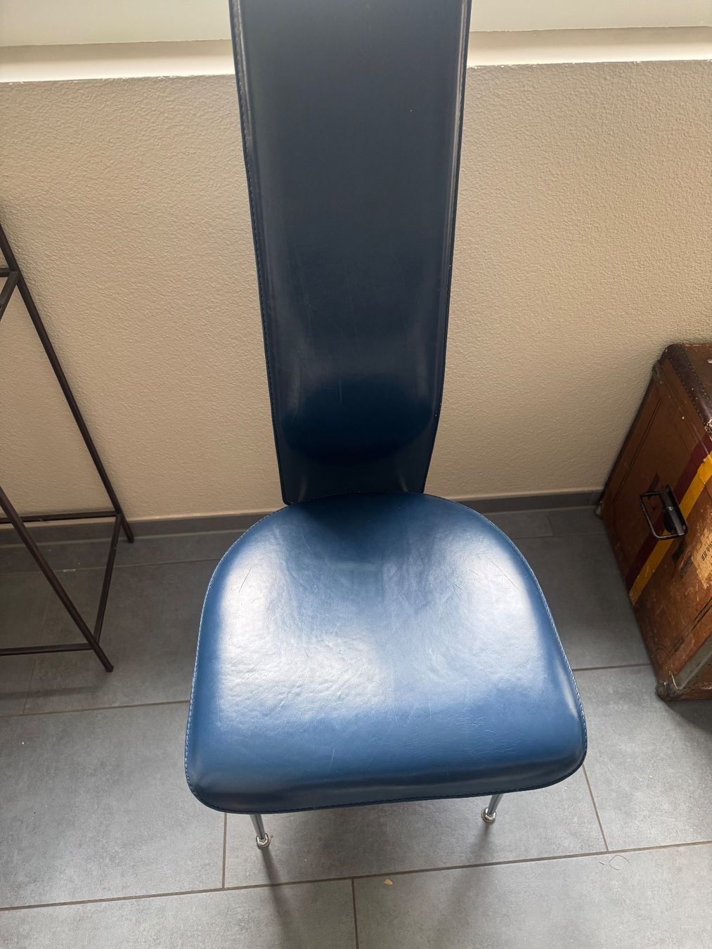Chaises: 6 hochwertige Echtleder Esszimmerstühle – D'occasion à Höri par Riccik94 1