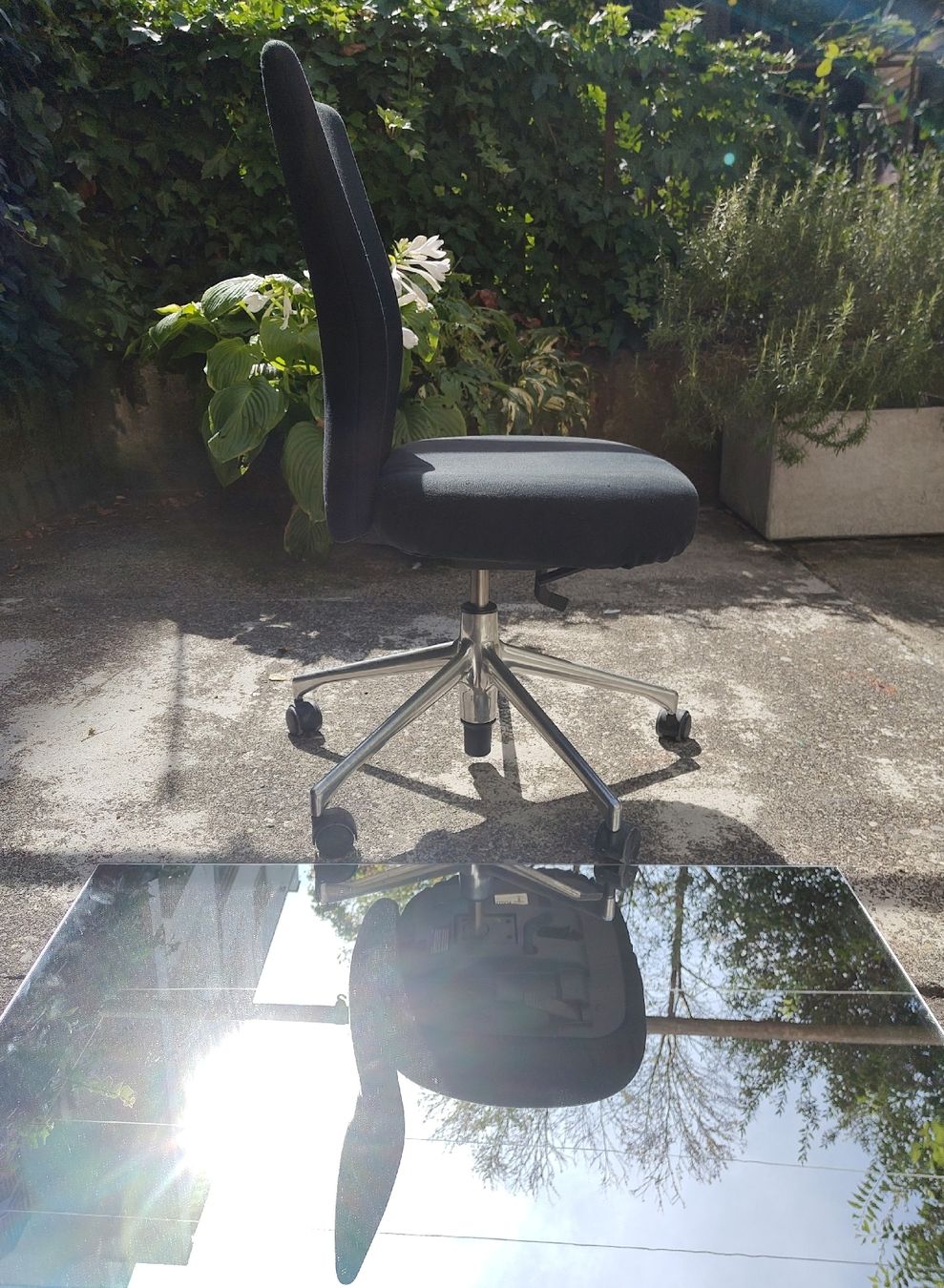 Vitra Stühle: Vitra Bürostuhl, schwarz – Gebraucht aus Basel von kas_8r2y 2