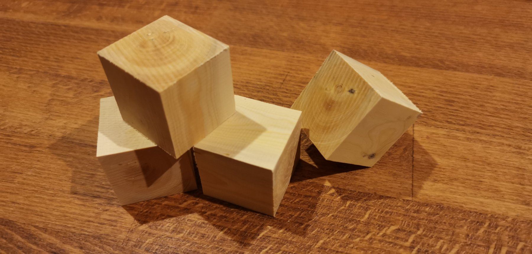 Holzartikel: Würfel aus Buchsbaumholz – Neu (gemäss Beschreibung) aus Suhr von Alan75 1