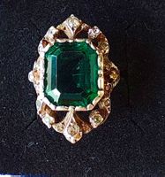 Ring mit smaragdgrünem Stein und Zirkonia Grösse 52, vintage