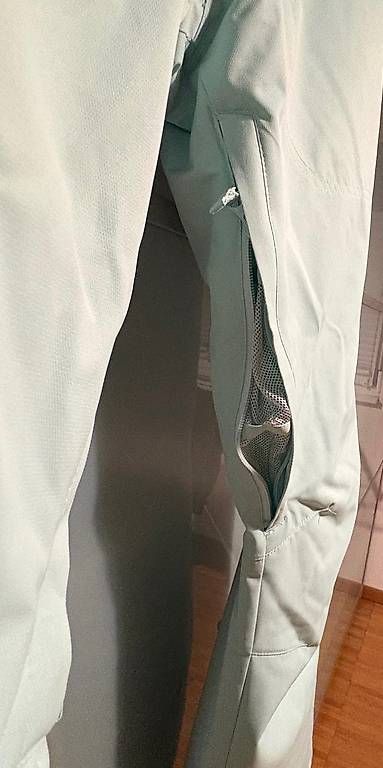 Hosen: Neuwertige Skihose Roxy Grösse M – Gebraucht aus Hedingen von inf_mjl7 3