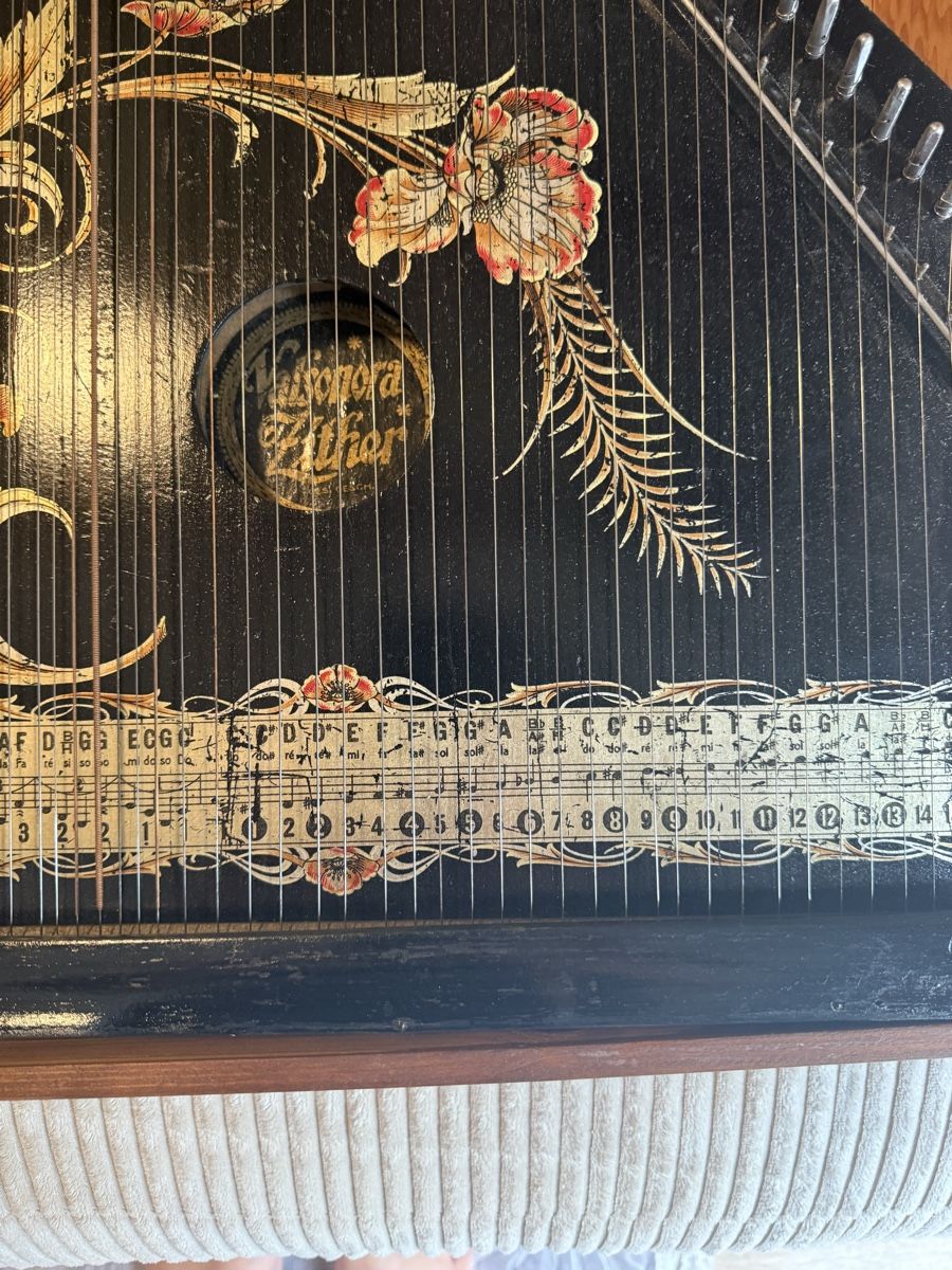 Instruments de musique: Cithare ancienne – D'occasion à Chessel par Voyages--2020 2