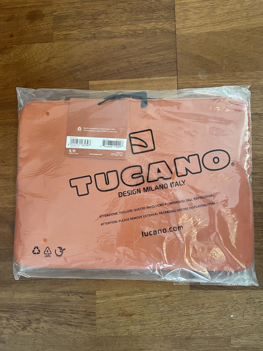 Covers & Borse: Laptophülle 13/14“ – Nuovo e nell'imballaggio originale da Zürich venduto da Buymore93