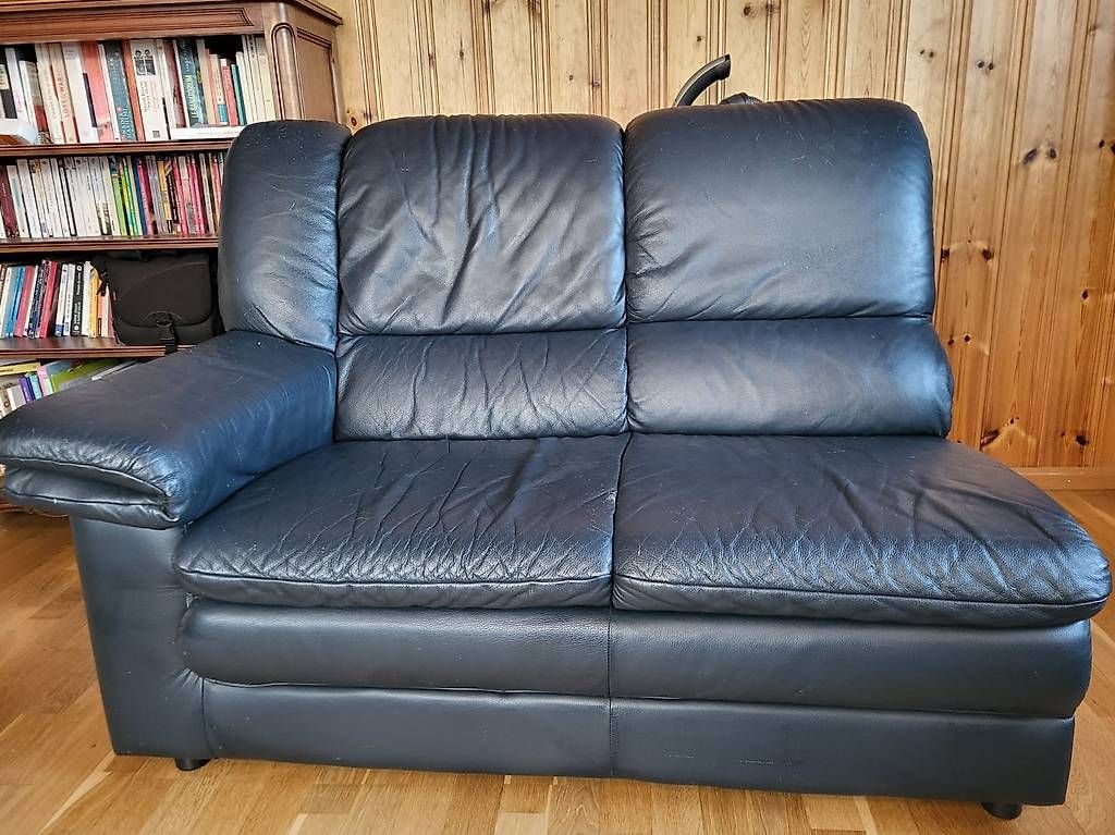 Sofas: Canapé  – Gebraucht aus Chermignon-d'en-Bas von lio_m6xh 1