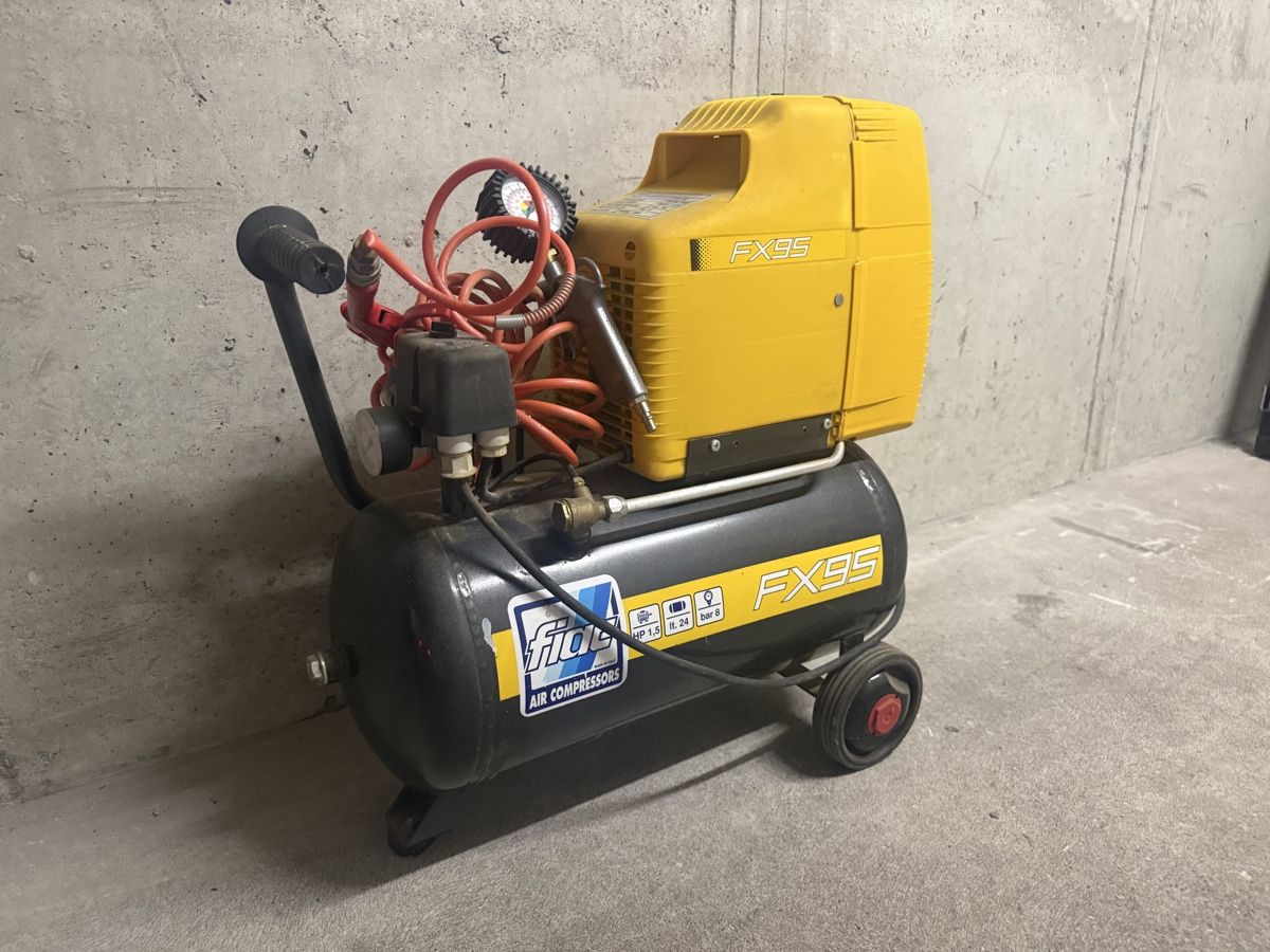Compressori: FIAC FX95 Luftkompressor 24 L – Usato da Steinmaur venduto da Bal-Rajmi1 5